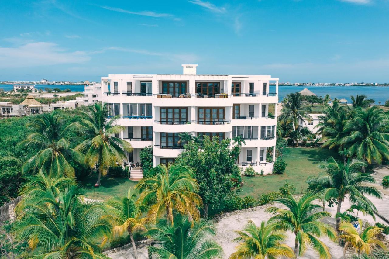 Brahma Blue Resort San Pedro  Exterior photo