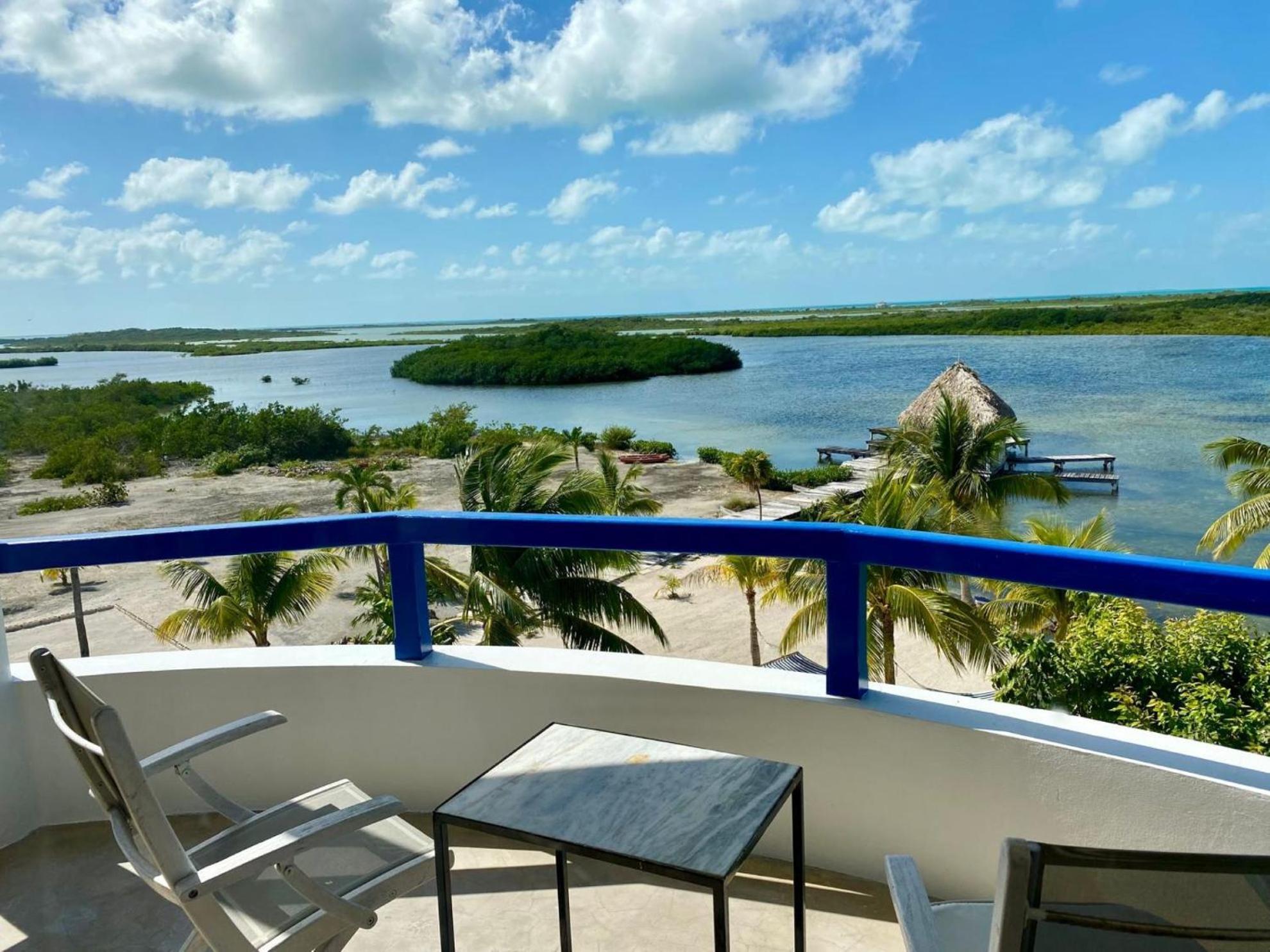 Brahma Blue Resort San Pedro  Exterior photo